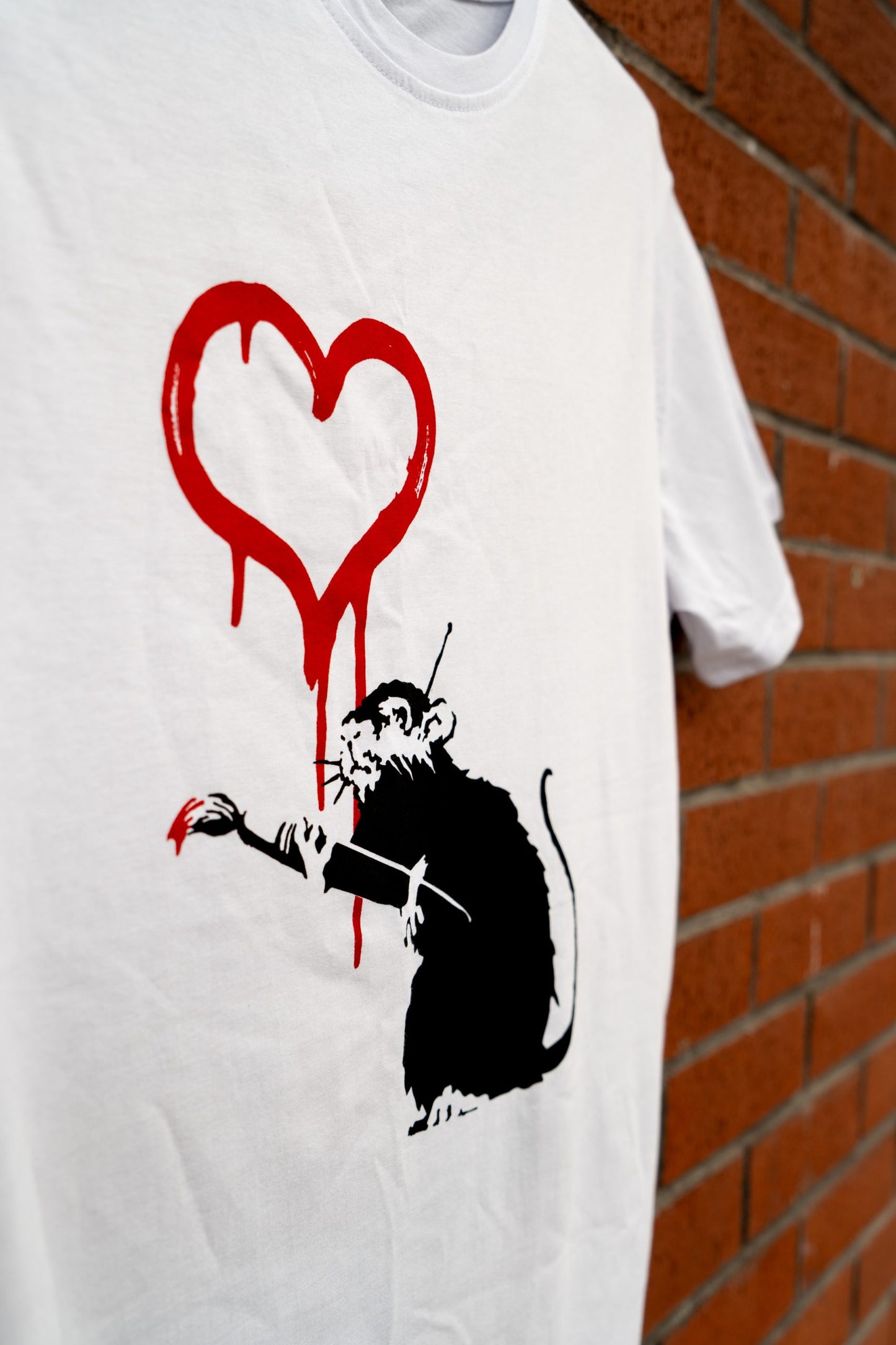 Love Rat T-Shirt - Banksy Art Shop